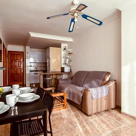 La Orilla アパート *